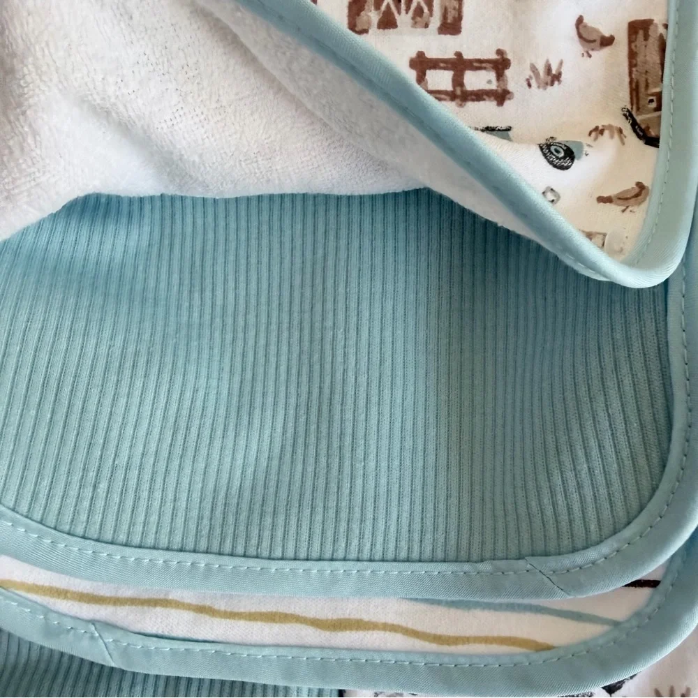 Modern Baby 3 bibs and 2 burp cloths - tractor/barn/cow print